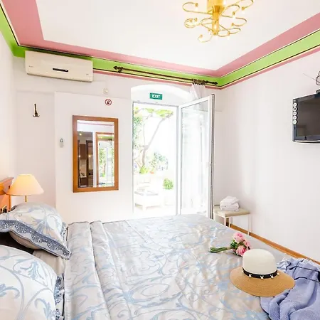 Apartmán Nicol -studio With Terrace